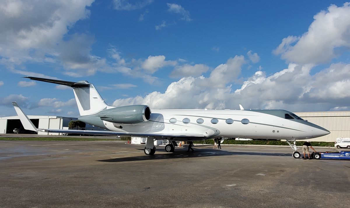 Raptor Aviation : 1989 Gulfstream Giv